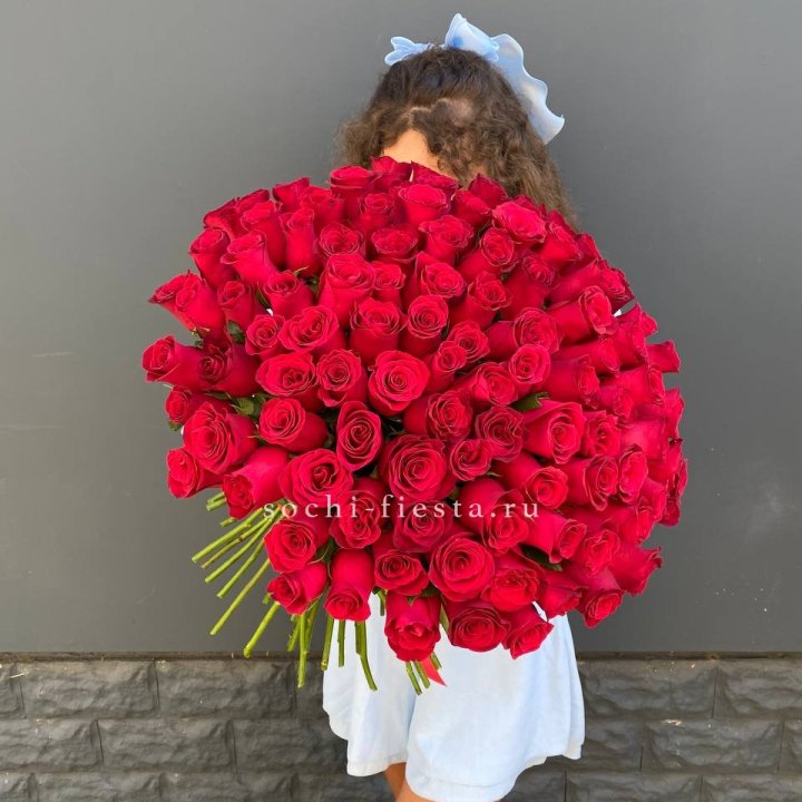 101 красная роза в Благовещенске