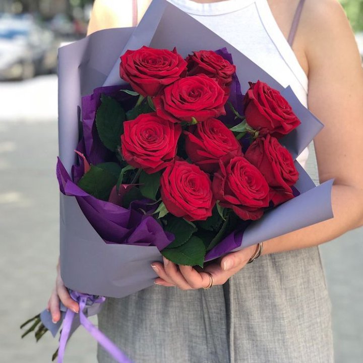 9  красных роз №1 в Благовещенске