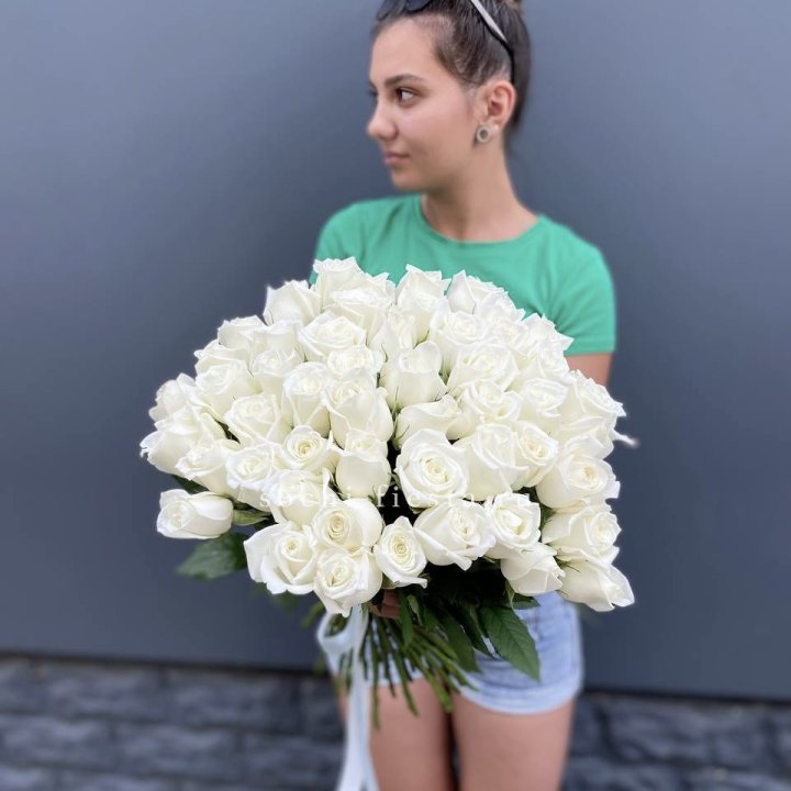 51 белая роза в Благовещенске