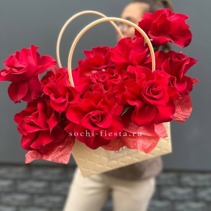 Французские розы в сумочке в Благовещенске