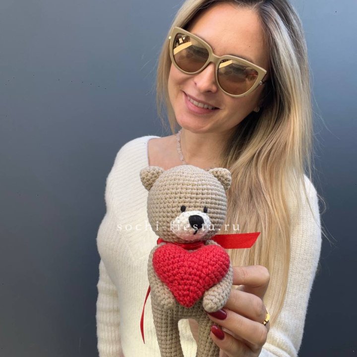Мишка с сердцем ручной работы в Благовещенске