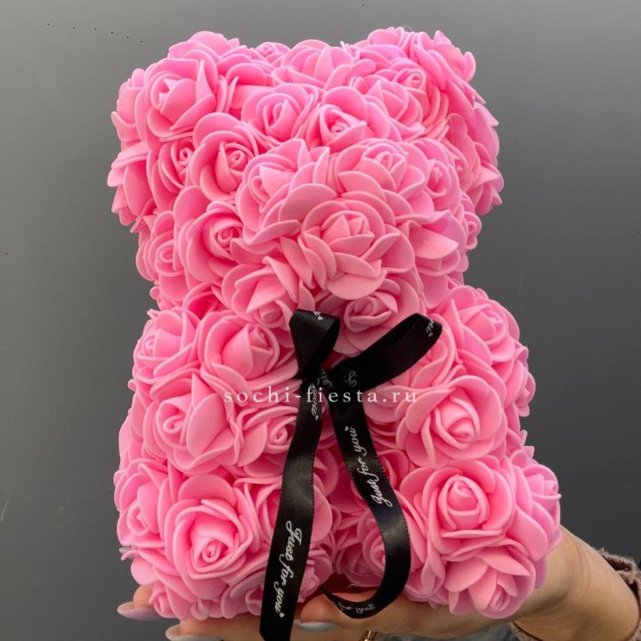 Игрушка медведь из розовых роз в Благовещенске