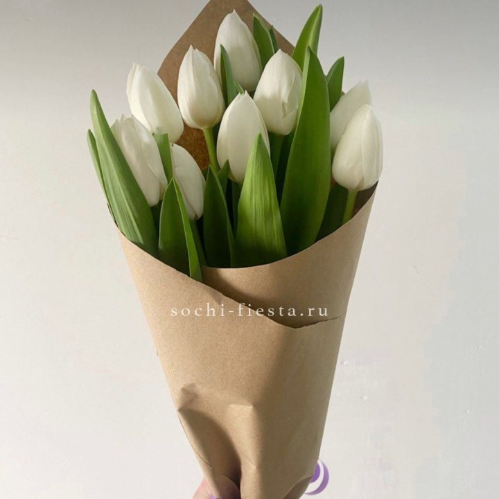 Букет белых тюльпанов в Благовещенске